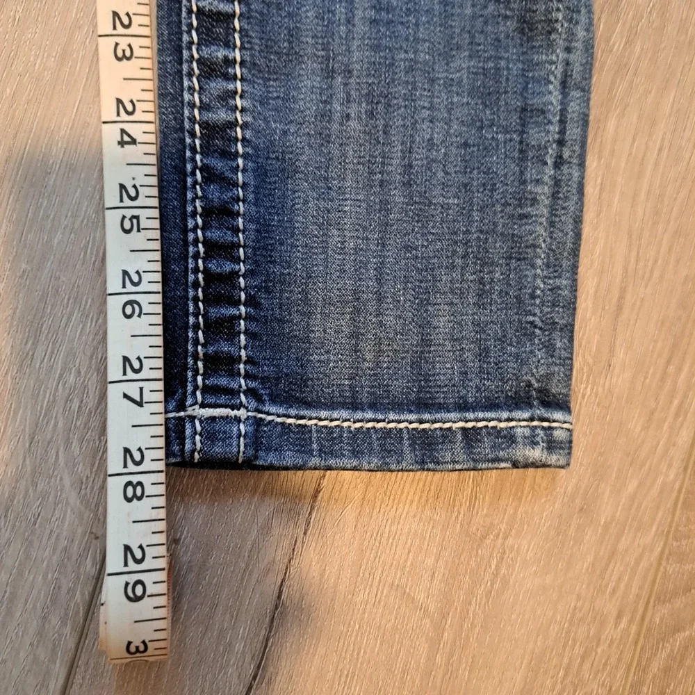 Miss Me Signature Cuffed Skinny Crochet Rhinestone Distressed Jeans Women's 25